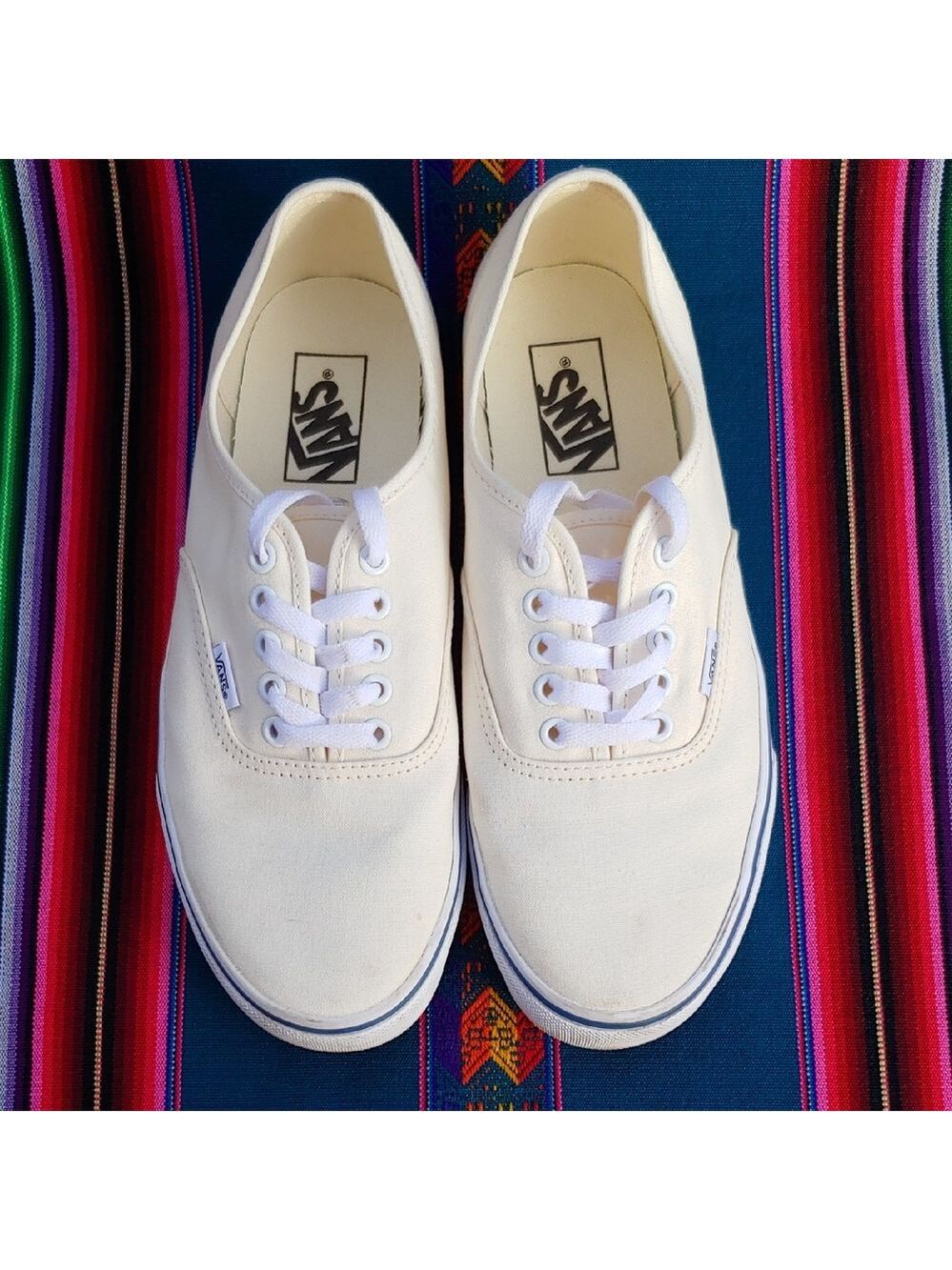 Vans Original Cream Canvas Skateboarding Shoes size Men's 9 Women's 10.5